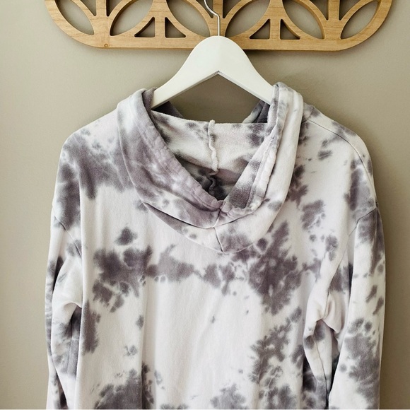 Caution To The Wind Pullover Tie Dye Hoodie Gray/White Sz Small - Picture 7 of 8